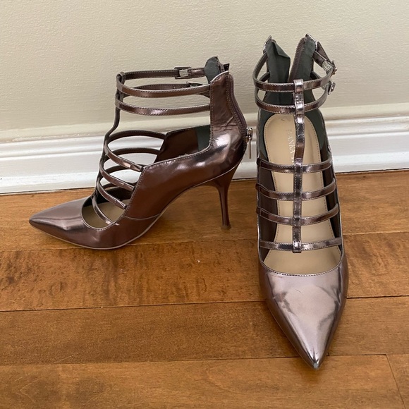 Yvanka trump metallic heels - Picture 3 of 7